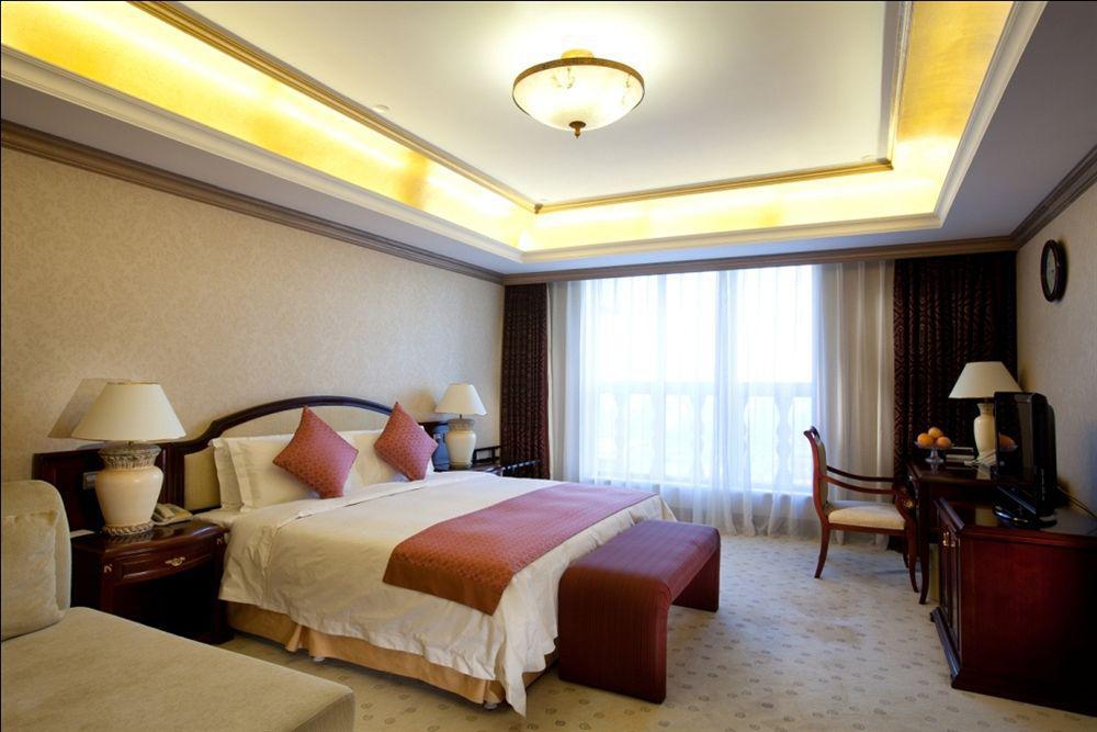 Beijing Intl Business Hotel News Plaza Exterior photo